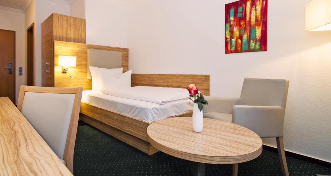 Hotel Schaper เซลเลอ ภายนอก รูปภาพ